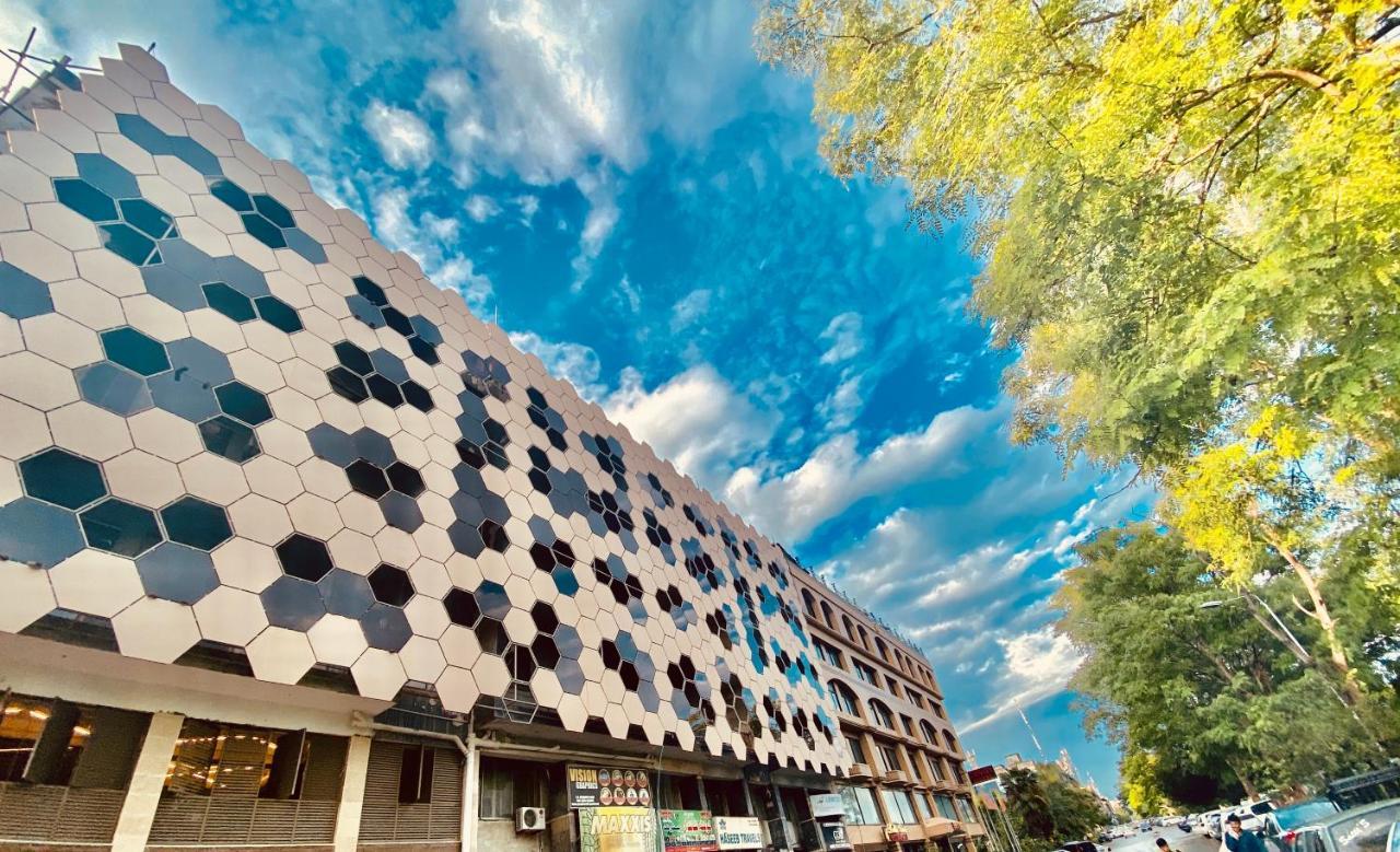 Shelton'S Ambassador Hotel Islamabad Exterior photo